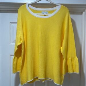 KIM ROGERS Curvy Canary Yellow Top with White Trim Accents